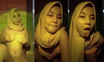 Nonton Bokep: Bokep Abg Jilbab Manis Binal Pamerin Meki Ngangkang