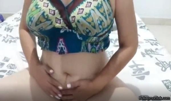 Nonton Bokep: STW Sange Cocol-cocol Meki